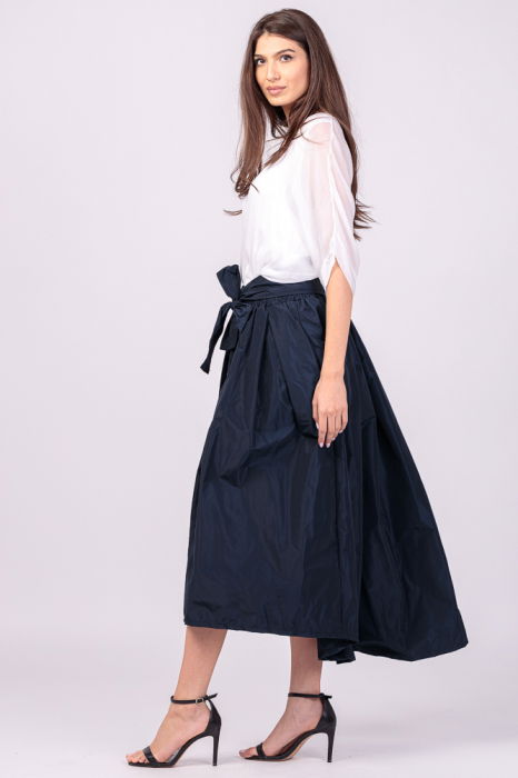 Fusta bleumarin, cu trena, ampla, din tafta [2]