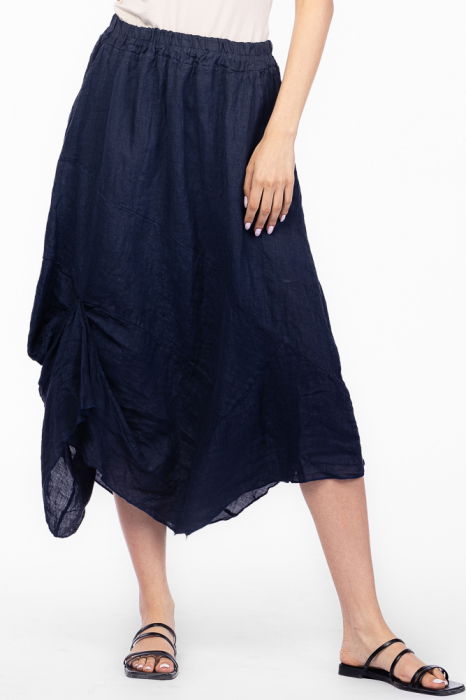 Fusta din in cu un colt prins, bleumarin [1]