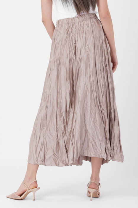 Fusta lunga, ampla, creponata, lucios-satinata, bej [3]