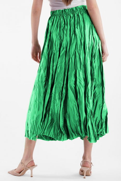 Fusta lunga, ampla, creponata, lucios-satinata, verde deschis [3]