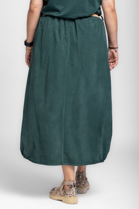 Fusta lunga din catifea reiata, cu nasturi la buzunare si curea inclusa, verde [3]