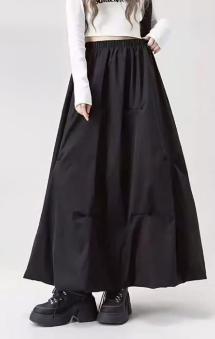 Fusta lunga gogosar ampla, neagra [1]