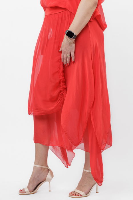 Fusta lunga in colturi, din matase si vascoza, suprapusa, cu snur vertical, rosie [2]