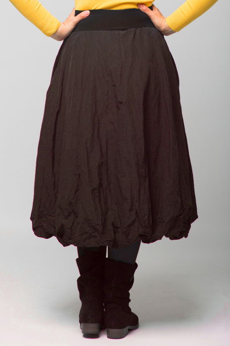 Fusta maro midi, tip gogosar, din tafta cu memorie [4]