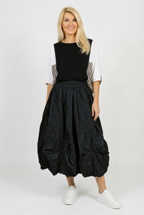 Fusta midi ampla din bumbac cu fronseuri si buzunare, neagra [1]