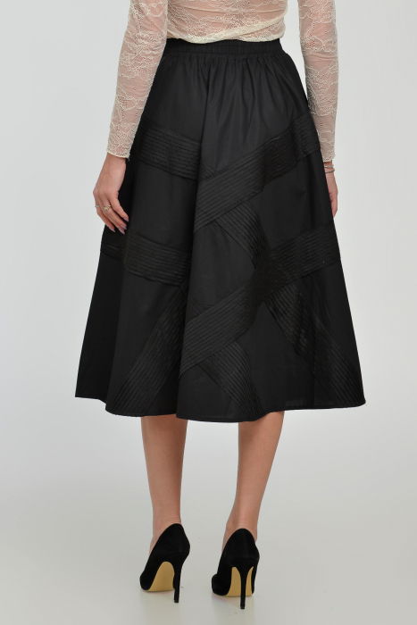 Fusta neagra clos din bumbac satinat cu aplicatii [5]