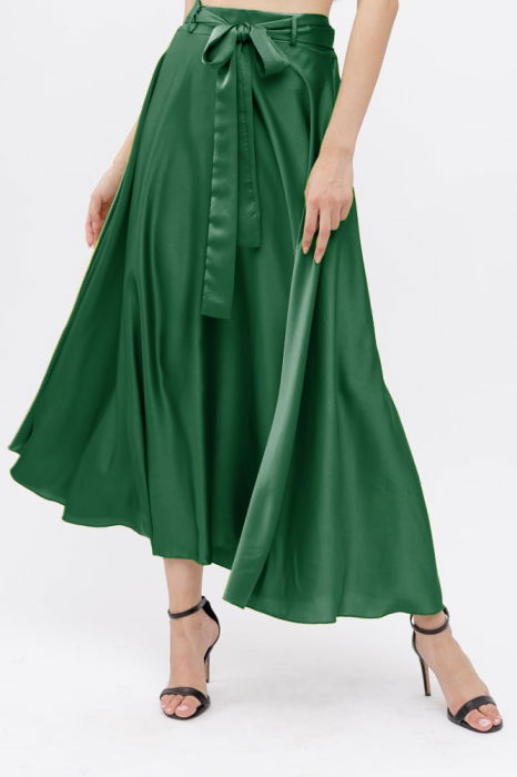 Fusta verde din satin, cu elastic si cordon in talie [3]