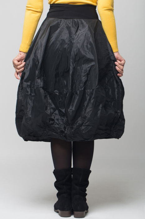 Fusta neagra midi, tip gogosar, din tafta cu memorie [4]