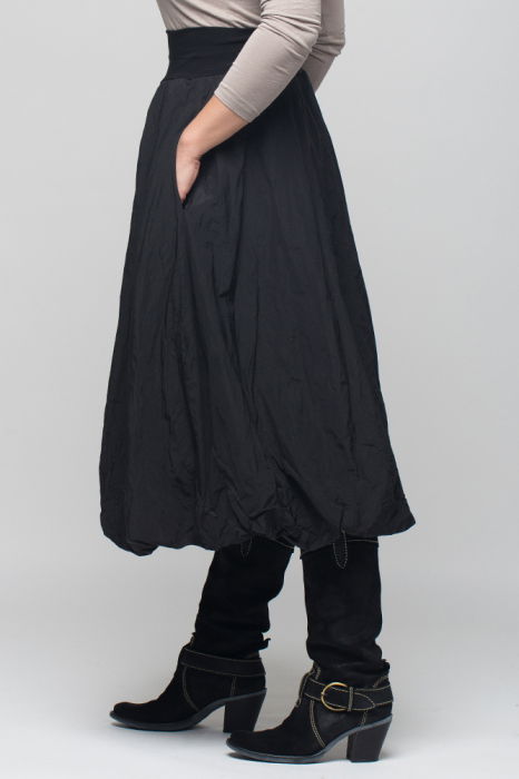 Fusta neagra midi, tip gogosar, din tafta cu memorie [7]