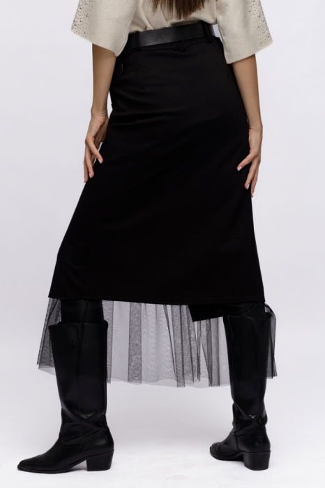 Fusta neagra suprapusa din punto milano si tulle, cu curea [3]