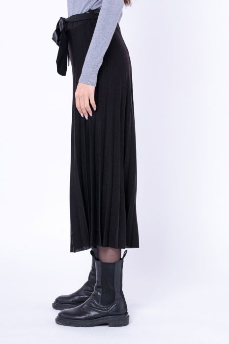 Fusta pantalon din jerseu plisat negru [4]