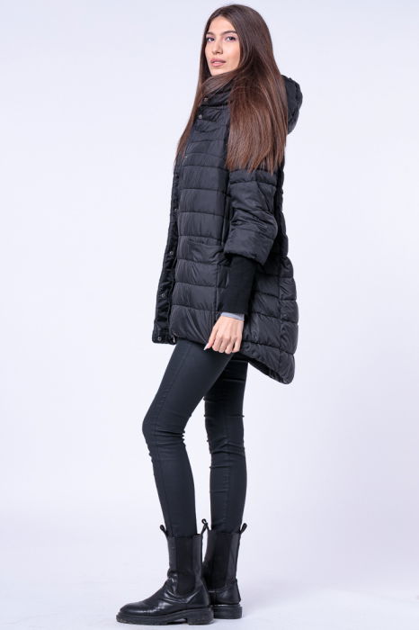 Geaca mai lunga in spate cu maneci din jerseu stranse, neagra [3]