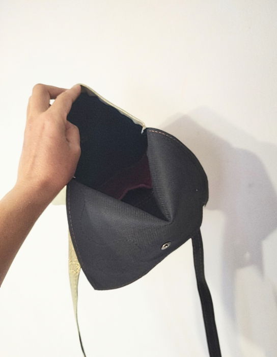 Geanta aurie  din piele naturala de efect ,cu pisicute [2]