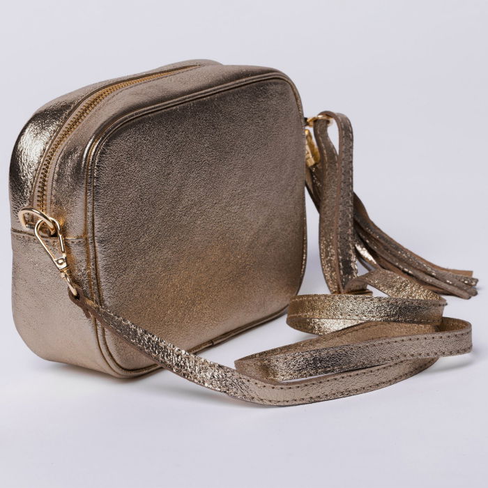 Geanta crossbody aurie inchis din piele naturala, cu ciucure din piele [2]