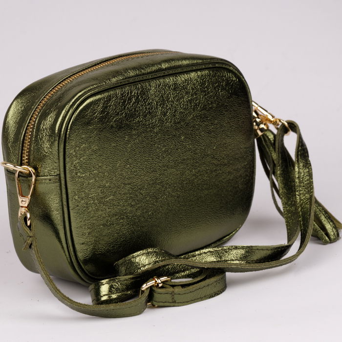 Geanta crossbody  verde metalizat din piele naturala, cu ciucure din piele [2]