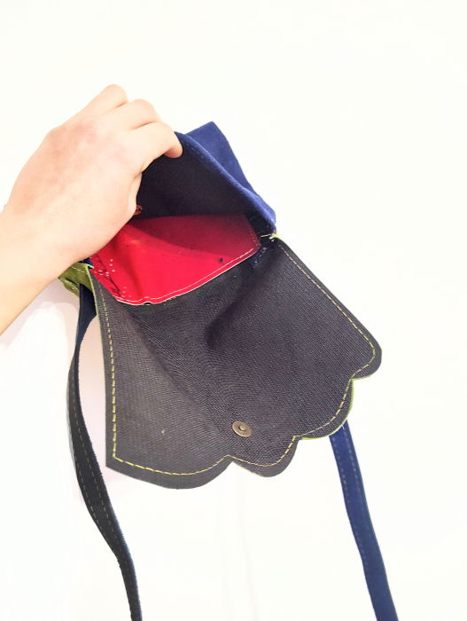 Geanta handmade albastru electric si verde olive, pictata manual, cu pisicute [2]