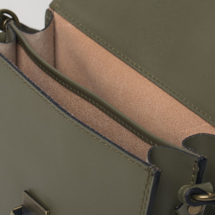 Geanta crossbody kaki din piele naturala, tip postas [3]