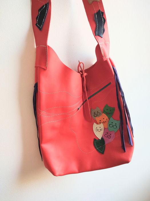 Geanta sac ,din piele naturala roșie ,cu pisicuțe [2]