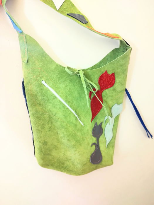 Geanta tip sac ,din piele naturala întoarsă  olive  ,cu pisicute [2]