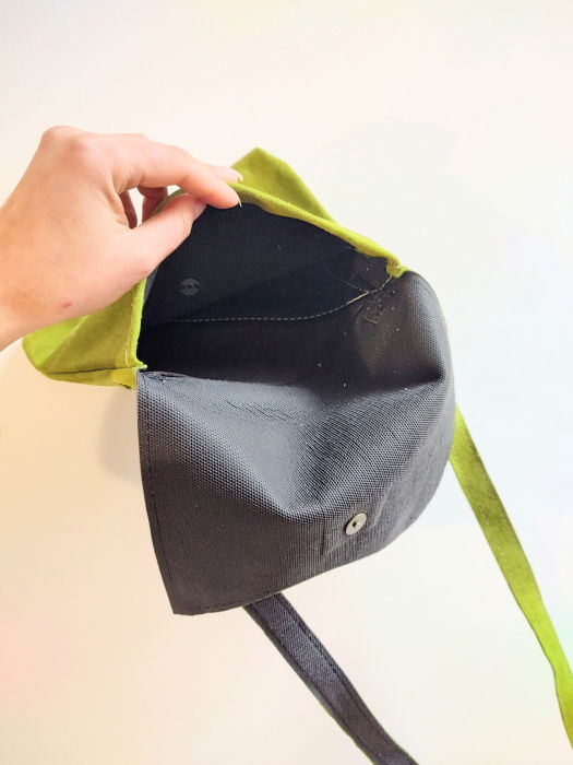 Geanta verde olive, pictata manual cu pisicute pe bicicletă [2]