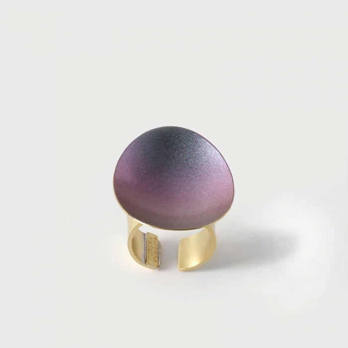 Inel reglabil Marise cu element in forma ovala cu irizatii mov, din alama placata cu aur de 24k [5]