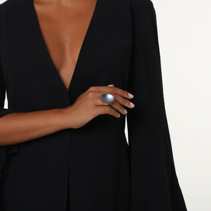 Inel reglabil Marise cu element in forma ovala cu irizatii mov, din alama placata cu aur de 24k [2]