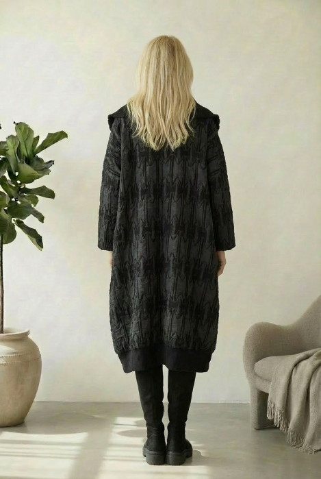 Jacheta neagra lalea cu guler spectaculos plisat, oversize [2]