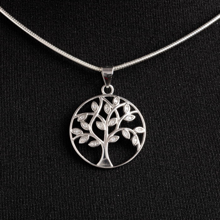 Pandant rotund din argint 925 Pomul Vietii cu pietricele albe de cubic zirconia [3]