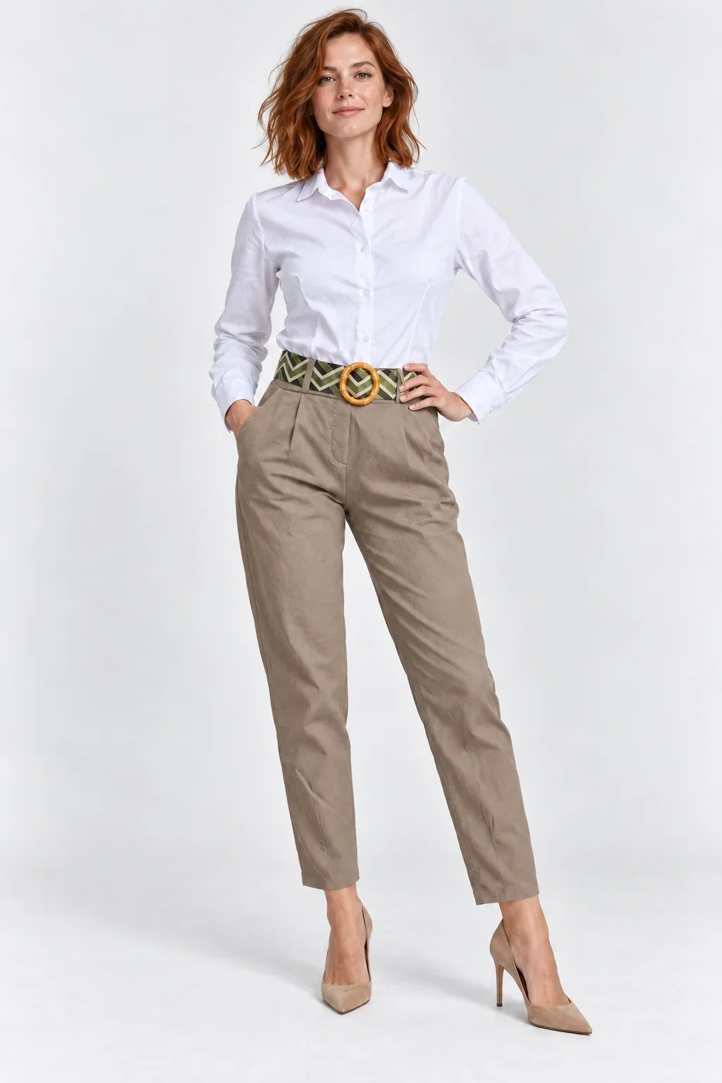 Pantaloni de toamna bej inchis cu pense croi relaxat, curea asortata inclusa — Colecție Damă, Pantaloni