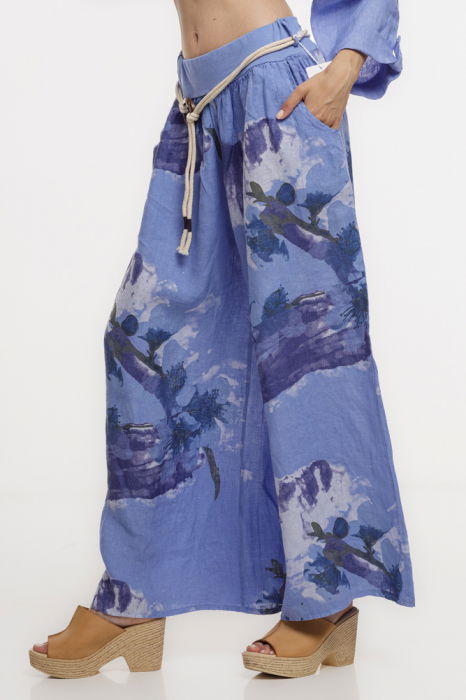 Pantaloni largi de vara, masura mare, din in albastru lavanda cu imprimeu flori albastre [2]