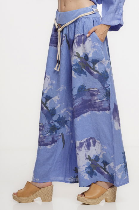 Pantaloni largi de vara, masura mare, din in albastru lavanda cu imprimeu flori albastre [3]