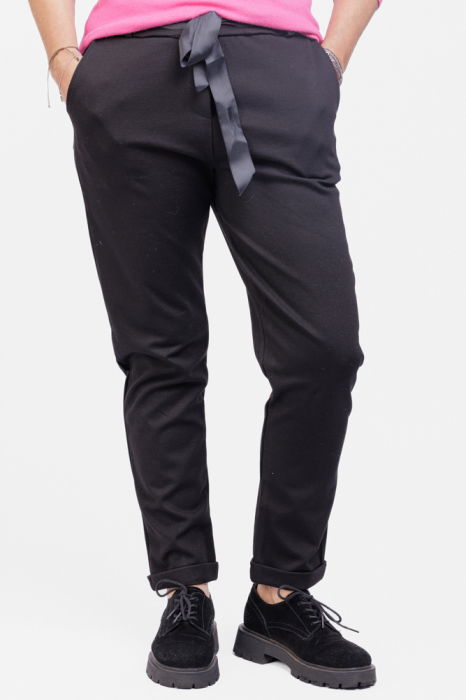Pantaloni lungi negri, cu funda in talie [1]