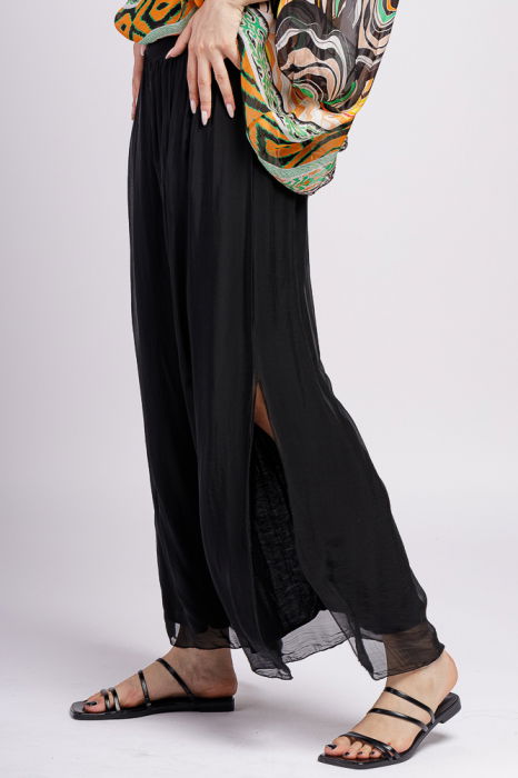 Pantaloni negri din matase si vascoza, cu crapaturi laterale [4]