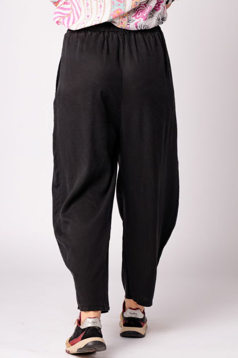 Pantaloni negri, masura mare, din tencel, cu siret [4]