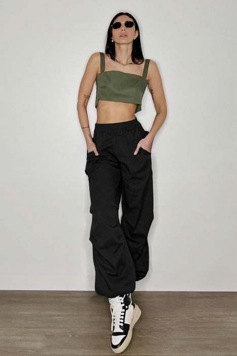 Pantaloni negri smart-casual cu elastic, nesifonabili [7]