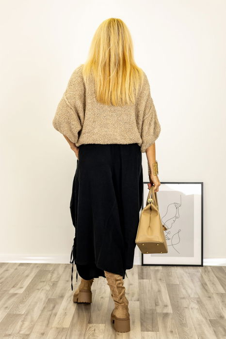 Pantaloni negri tip salvari cu design urban si șireturi laterale, din raiat subtire [4]