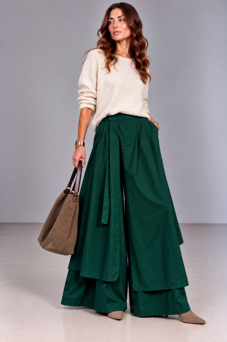 Pantaloni palazzo din bumbac cu panouri suprapuse si croi arhitectural, verde