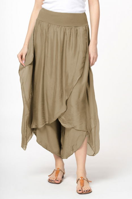 Pantaloni petrecuti din matase si vascoza camel, tip salvari [2]