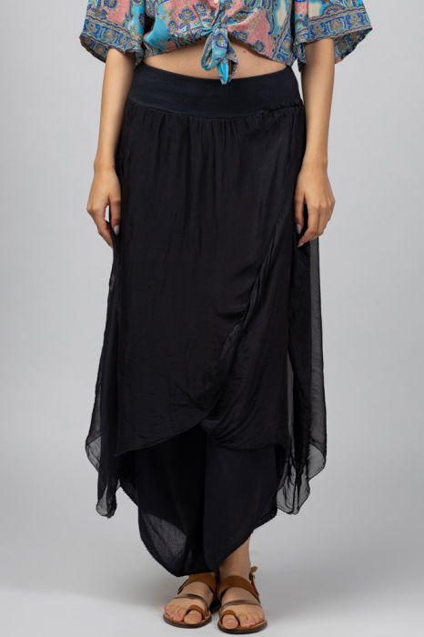 Pantaloni petrecuti din matase si vascoza negri, tip salvari [2]