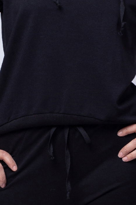 Pantaloni negri sport din vascoza cu buzunare laterale [3]