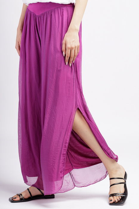 Pantaloni mov zmeura din matase si vascoza, cu crapaturi laterale [2]