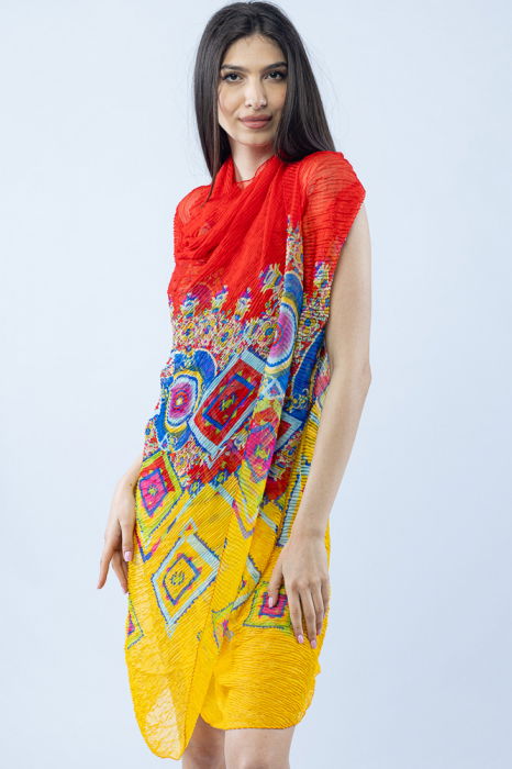 Pareo plaja din material plisat matasos si usor, imprimeu geometric multicolor pe galben si rosu [3]