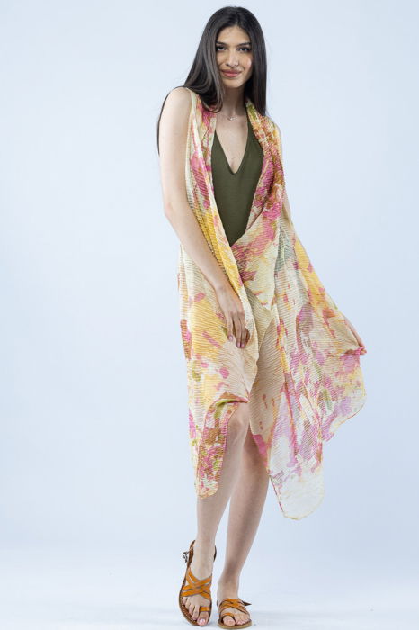 Pareo plaja din material plisat matasos si usor, imprimeu pastelat galben si roz pe fond bej [3]