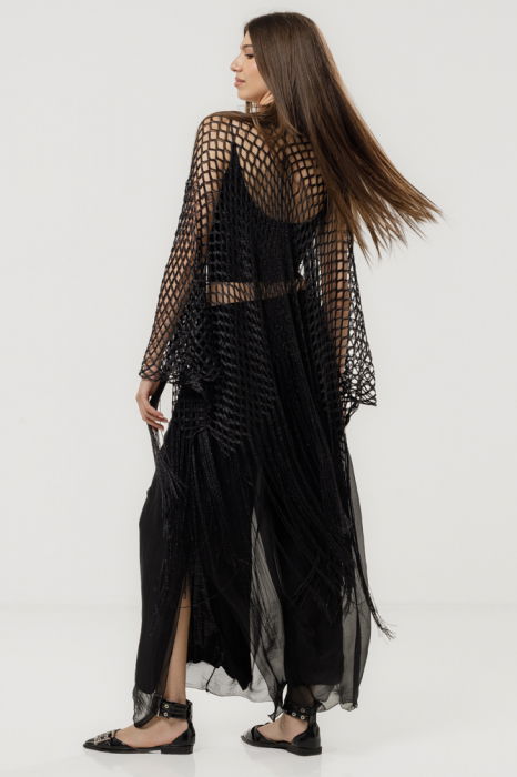 Poncho negru din plasa cu fir metalizat si franjuri lungi [7]