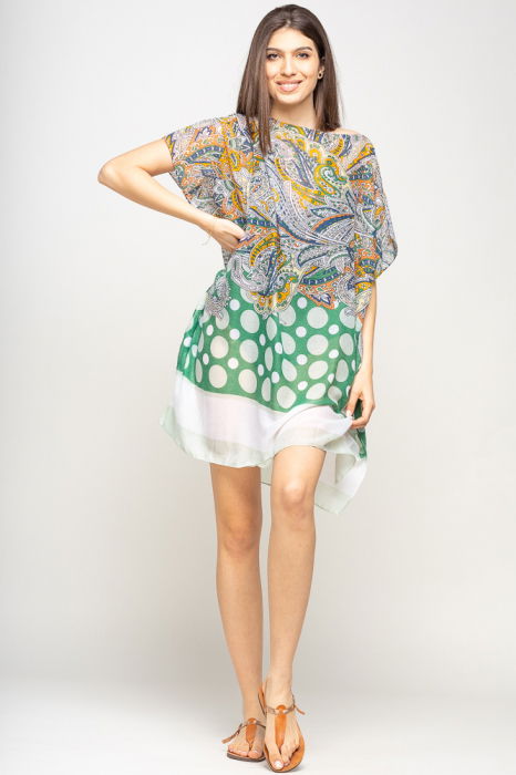 Rochie de plaja tip poncho cu motive florale si buline alb cu verde, vascoza [2]