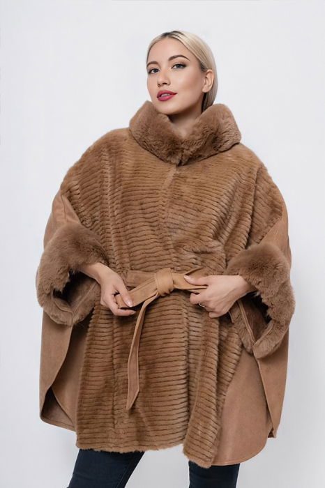 Poncho elegant camel, cu blana artificiala si cordon