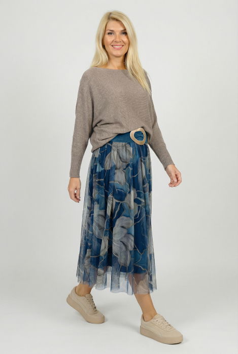 Pulover cu maneci fluture si perlute fine pe spate din vascoza, bej inchis [2]