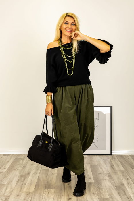 Pulover cu maneci scurte si volane la mansete din vascoza, negru [4]