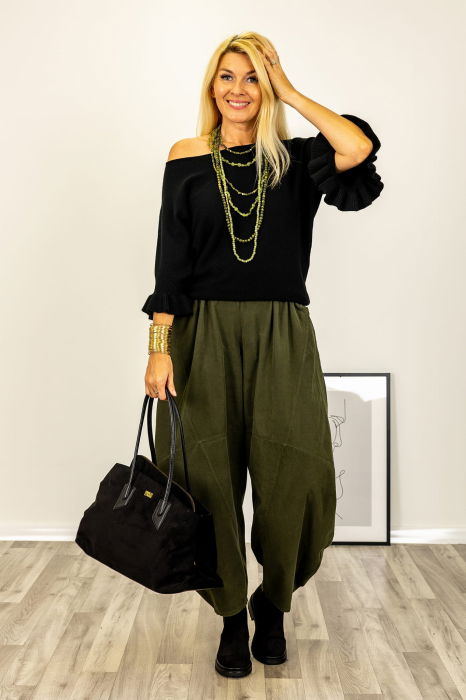 Pulover cu maneci scurte si volane la mansete din vascoza, negru [3]