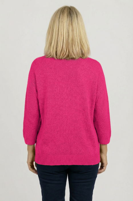 Pulover pufos fucsia cu decolteu in V si maneca fluture [3]